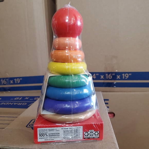 Wooden stacking Ring toddler Toy Fun - Picture 2 of 5